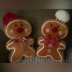 NWT large plush gingerbread pillows stand up decor